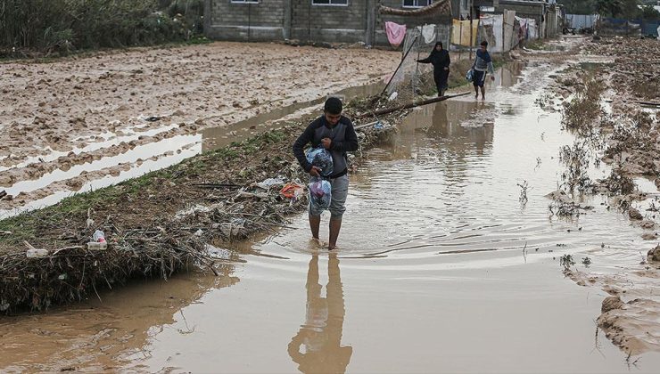 Gazze’de aşırı yağış ve İsrail’in baraj kapaklarını açması sele neden oldu