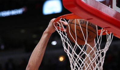 NBA'de Luka Doncic 60 sayılık “triple-double” ile tarihe geçti