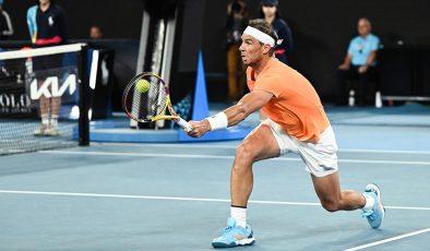Avustralya Açık'ta sakatlanan Nadal, 6-8 hafta kortlardan uzak kalacak