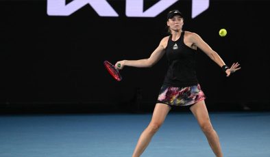 Avustralya Açık'ta tek kadınların ilk finalisti Elena Rybakina oldu