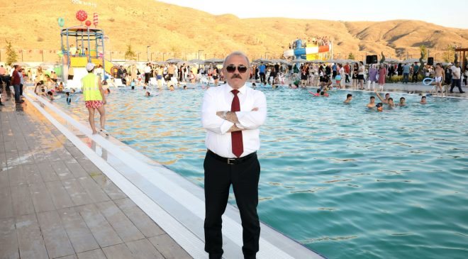 Çankırı’nın ilk Aquaparkı hizmete açıldı