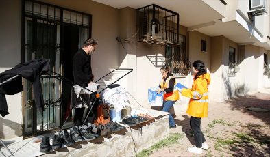 Antalya'da selden etkilenen bölgelerde ekiplerin çalışmaları sürüyor