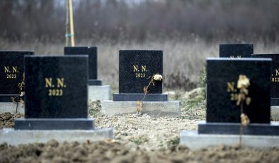 “Avrupa hayali” kuran düzensiz göçmenlerin son durağı: Bosna Hersek'teki kimsesizler mezarlığı