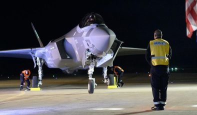 Avustralya'da İsrail'e F-35 parçaları üreten fabrikayı protesto eden 8 kişi gözaltına alındı