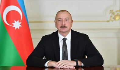 Azerbaycan Cumhurbaşkanı Aliyev ilk resmi ziyaret için Türkiye'ye geldi