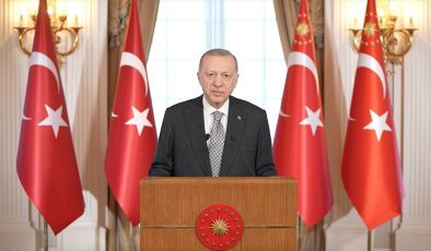 Cumhurbaşkanı Erdoğan: İslam ülkelerinin Gazze'deki İsrail zulmüne ortak tepki vermesi için temaslarımızı sürdürüyoruz