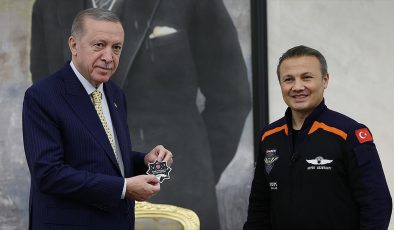 Cumhurbaşkanı Erdoğan, Türkiye'nin ilk astronotu Gezeravcı'ya canlı bağlantıdaki “o an”ı sordu