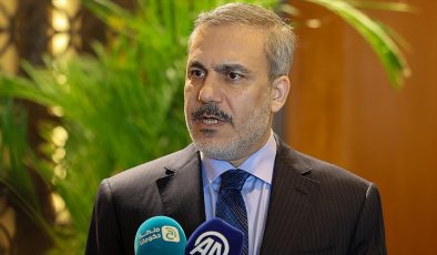 Dışişleri Bakanı Fidan: Türkiye'nin Libya'nın bütünlüğüne, istikrarına, refahına olan desteğini yineledim