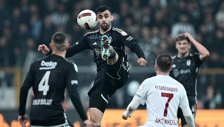 Beşiktaş şampiyonluktan sonra derbi kazanmakta zorlanıyor