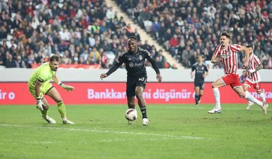 Beşiktaş, Süper Lig’de yarın Antalyaspor’u konuk edecek