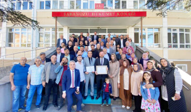 Şabanözü Belediye Başkanı Faik Özcan mazbatasını aldı
