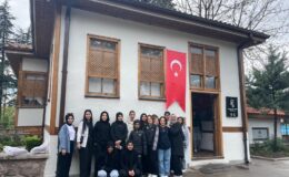 Öğrenciler Ankara gezisinde hem eğlendi hem öğrendi